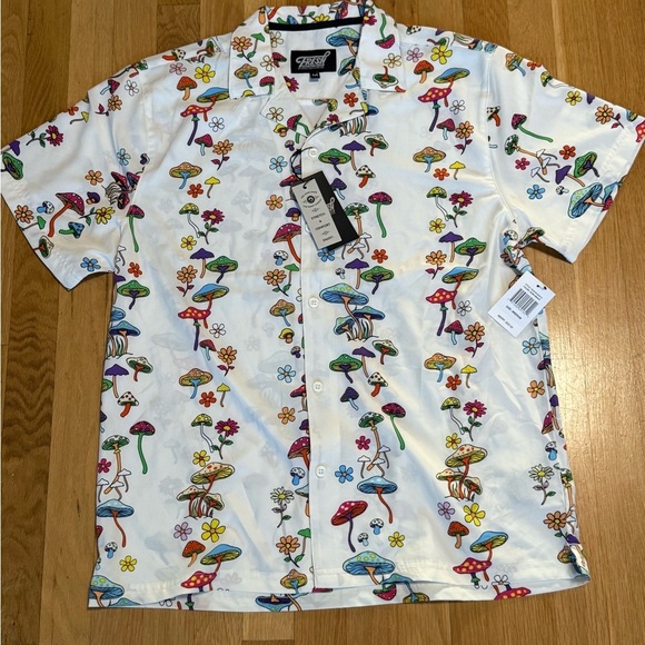 Fresh Prints of Bel Air Multicolor Mushroom Print Button Up Short Sleeve NWT - Picture 7 of 13
